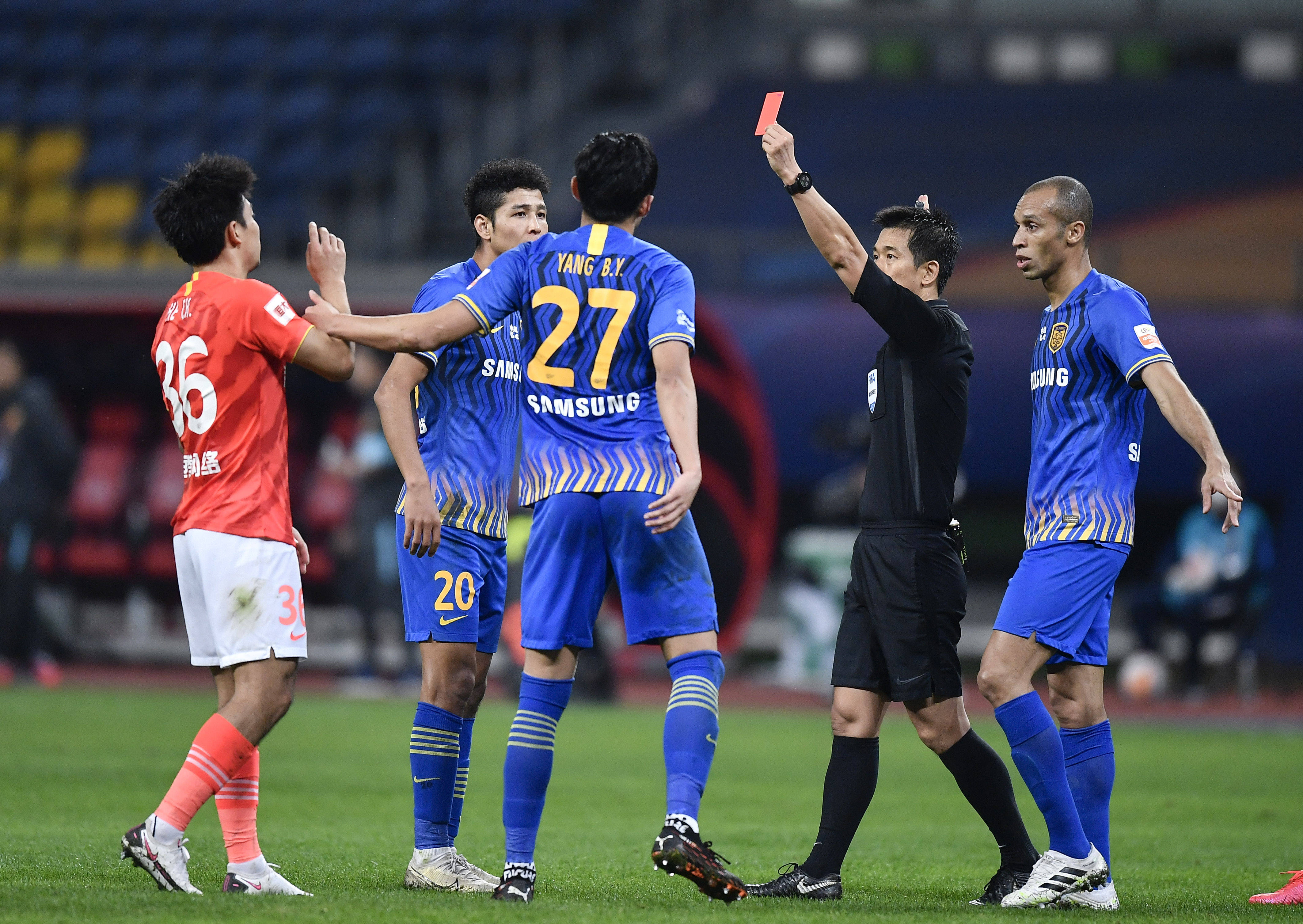 关于河北客场不敌苏宁，中超排名暂列中游的信息