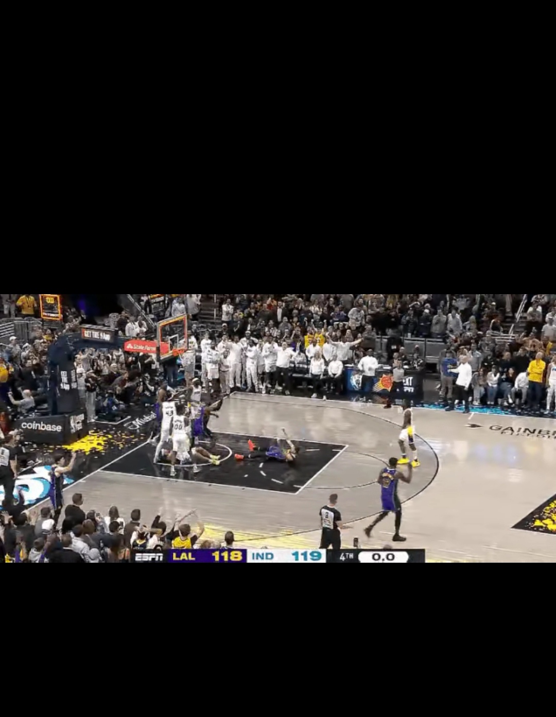 国际球星对决，篮球场上悬念终结