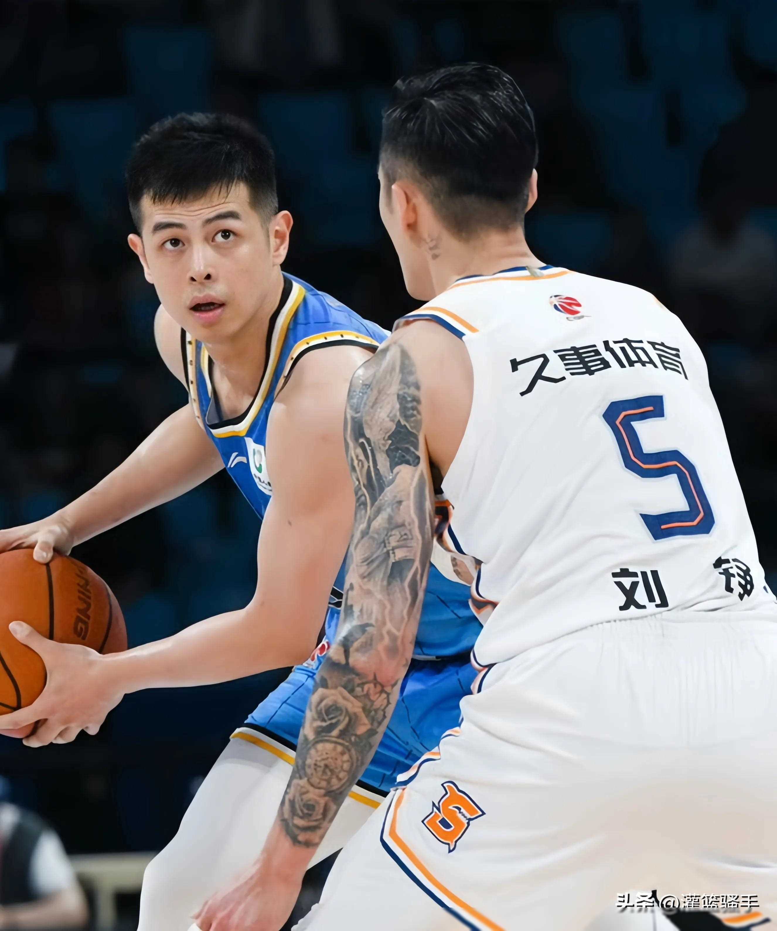 天津京城恶斗重庆，双方实力悬殊，对决激烈！的简单介绍