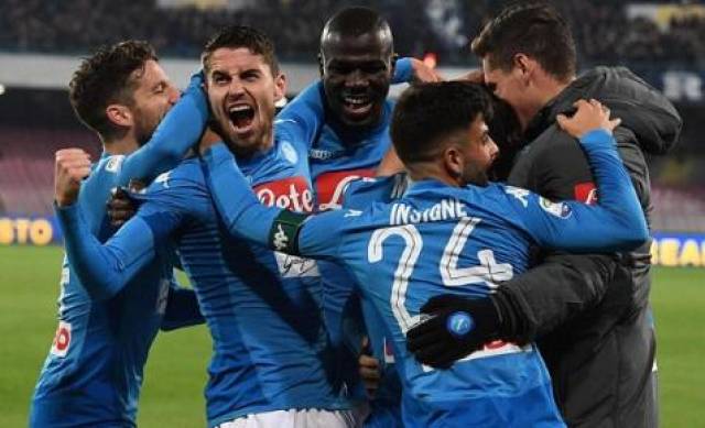 爱游戏在线-包含切沃战胜萨索洛，展示出强大的团队协作的词条