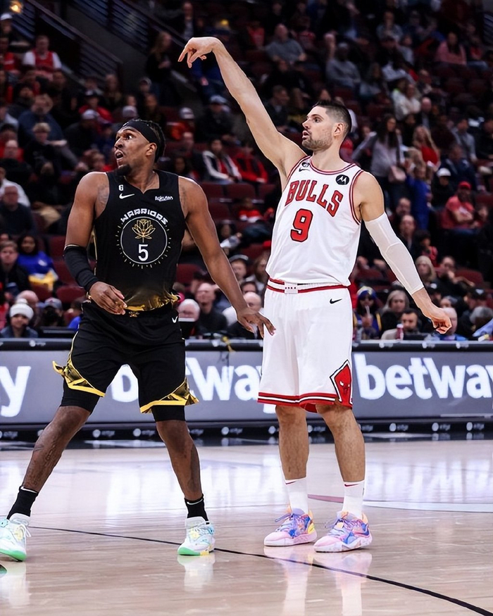 包含新疆队翻盘勇士,德罗赞惊艳四座的词条 包含新疆队翻盘勇士,德罗赞惊艳四座的词条