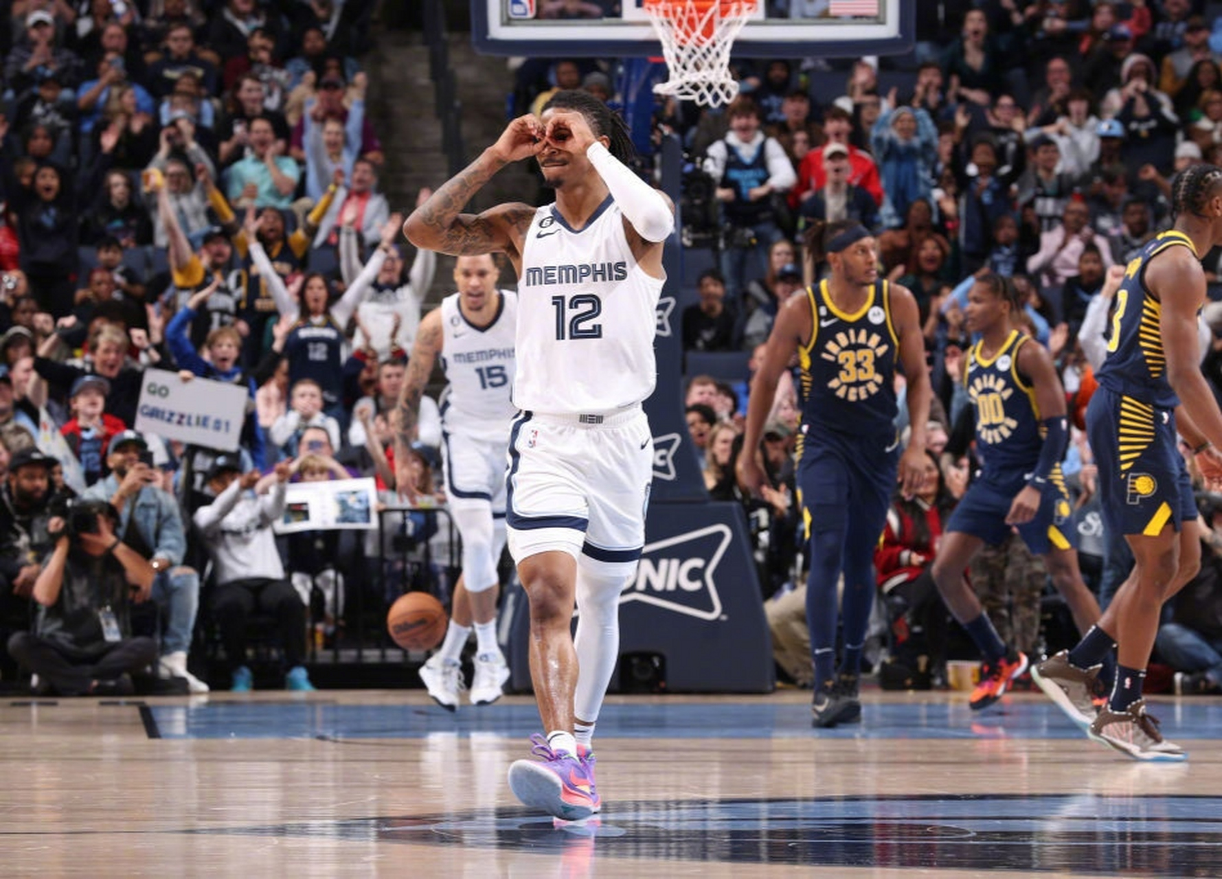 灰熊轻取步行者，莫兰特刷新纪录