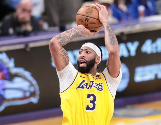 关于吉林队横扫灰熊，浓眉哥统治全场的信息